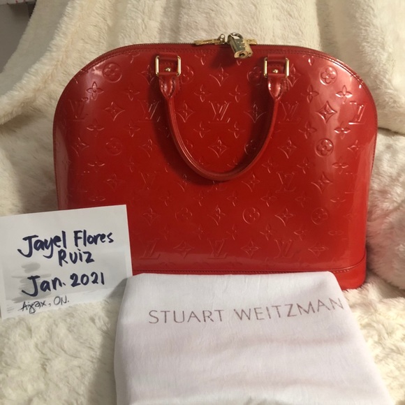 Louis Vuitton Handbags - ❌SOLD❌FREE SHIPPING-private Selling 😱 “DISCONTINUED” ALMA GM !!!